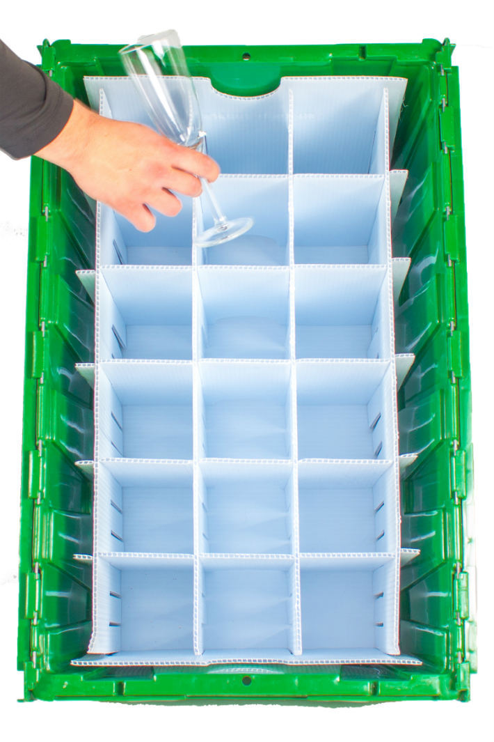 How to Use Plastic Moving Boxes When Moving - MyMovingReviews